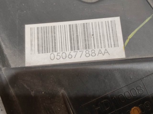 162454 Fiat Freemont 2011-2015 jobb első fényszóró, magasság állító motor nélkűl!!