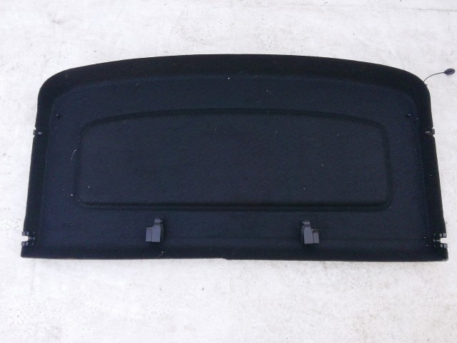 211114 Ford Focus 2018- kalaptartó  