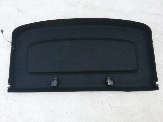 211113 Ford Focus 2018- kalaptartó  