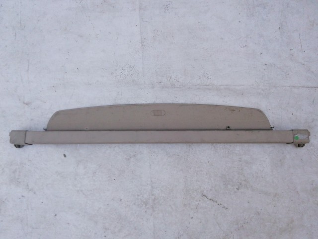 211097 Audi A2  2000-2005 kalaptartó (csomagtér roló), a képen látható sérüléssel