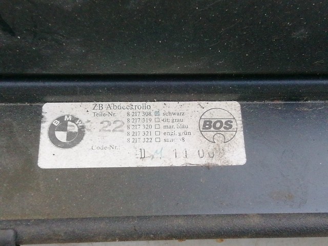 211092 BMW 5 E39 1996-2003 kalaptartó (csomagtér roló)