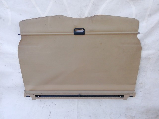 211091 BMW 5 E60 2003-2010 kalaptartó (csomagtér roló), a képen látható sérüléssel