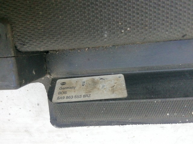 211079 Audi 80 B4 1991-1995 kalaptartó (csomagtér roló)