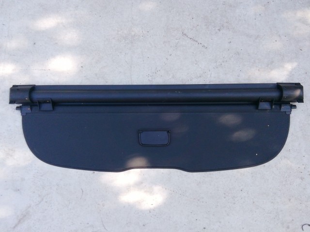 211150 Audi Q3 2011-2018  kalaptartó (csomagtér roló) 8U0863553 