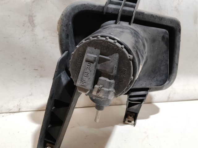 208668 Fiat Grande Punto 2005-2009 bal első ködlámpa, fekete belsős 51782369