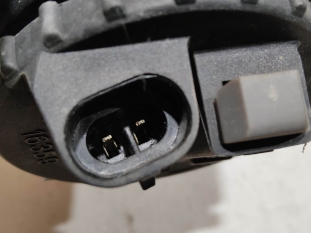 208675 Fiat Grande Punto 2005-2009 jobb első ködlámpa, fekete belsős 51782368