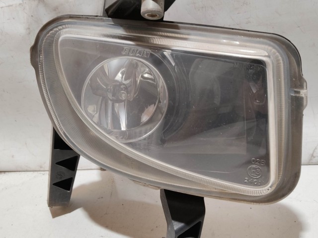 208676 Fiat Grande Punto 2005-2009 jobb első ködlámpa, fekete belsős 51782368