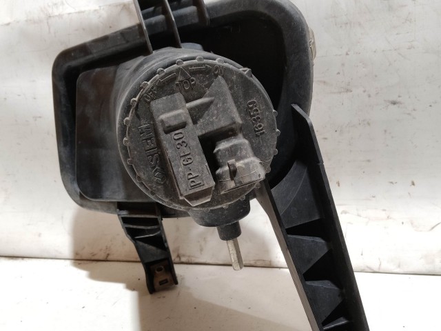 208678 Fiat Grande Punto 2005-2009 jobb első ködlámpa, fekete belsős 51782368