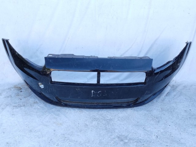 208696 Fiat Grande Punto 2005-2009 fekete színű első lökhárító, a képen látható sérüléssel