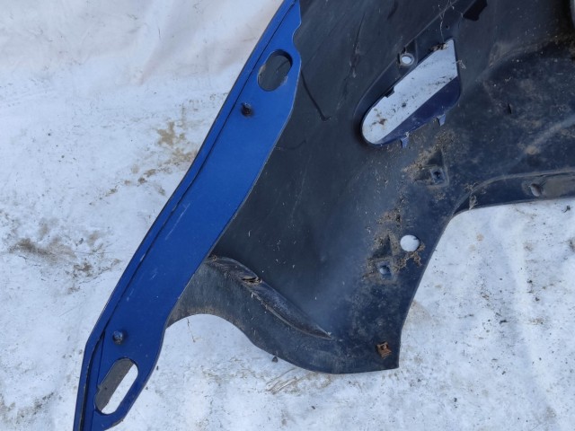 208700 Fiat Grande Punto  2005-2009 kék színű első lökhárító, a képen látható sérüléssel