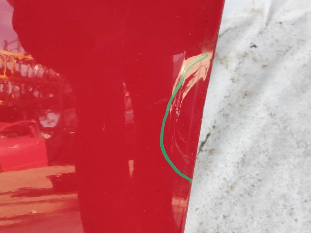 208705 Opel Agila , Suzuki Splash 2008-2014 bal első piros színű ajtó, a képen látható sérüléssel