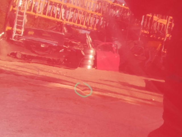 208705 Opel Agila , Suzuki Splash 2008-2014 bal első piros színű ajtó, a képen látható sérüléssel