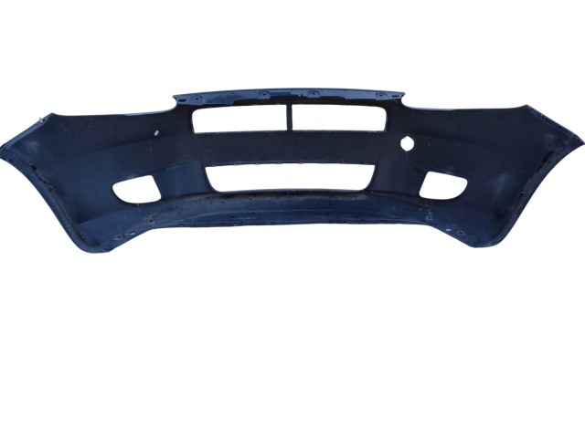 208696 Fiat Grande Punto 2005-2009 fekete színű első lökhárító, a képen látható sérüléssel