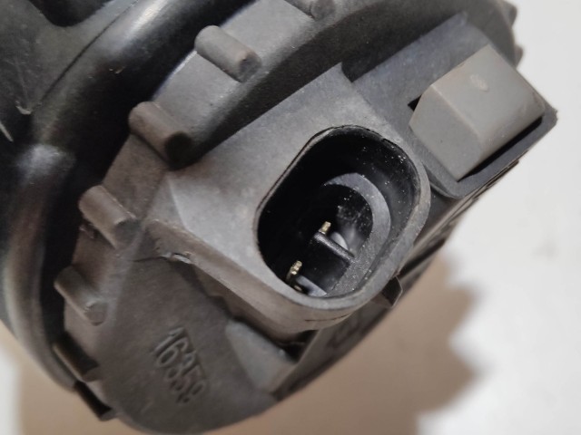 208715 Fiat Grande Punto 2005-2009 jobb első ködlámpa, fekete belsős 51782368