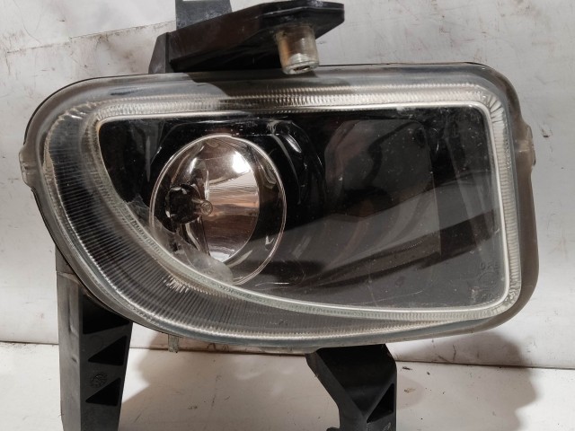 208715 Fiat Grande Punto 2005-2009 jobb első ködlámpa, fekete belsős 51782368