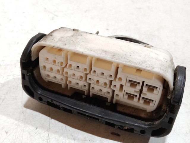 Toyota Yaris I. 1999-2005 Abs elektromos csatlakozó 4.4510-52190