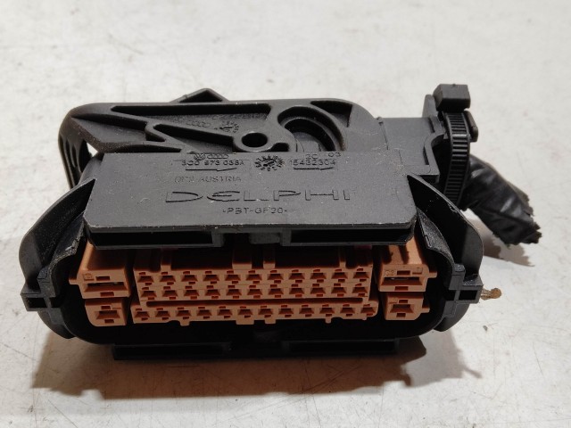 208725 Seat Ibiza 6J, Skoda Fabia III., Volkswagen Polo 6R Abs elektromos csatlakozó 6R0614517, 0265956073