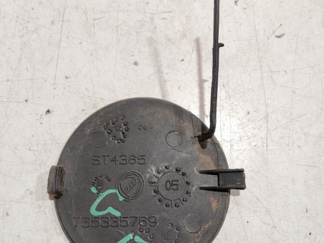 208740 Fiat Grande Punto 2005-2009 első vonószem takaró