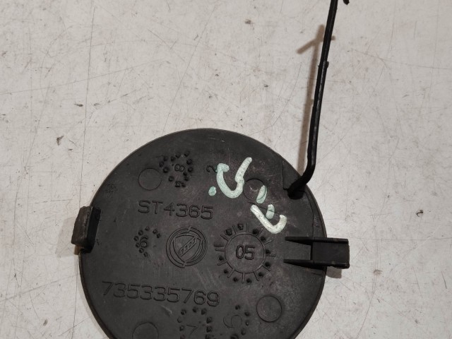 208743 Fiat Grande Punto 2005-2009 első vonószem takaró