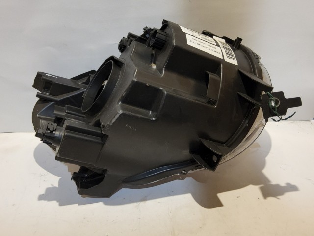 57279 Fiat 500 L bal első fényszóró, a képen látható sérüléssel 51978445