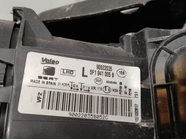 208776 Seat Leon 5F 2012-2017 bal első fényszóró 90022035