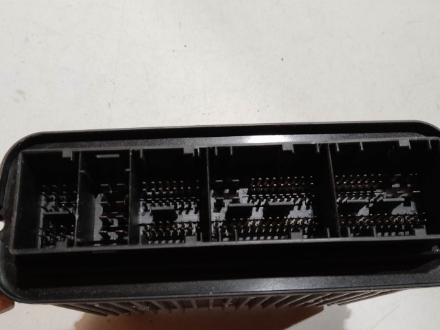 BMW E90, E91 2005-2011 2,0 Diesel motorvezérlő Bosch 0281017446 , DDE8512291