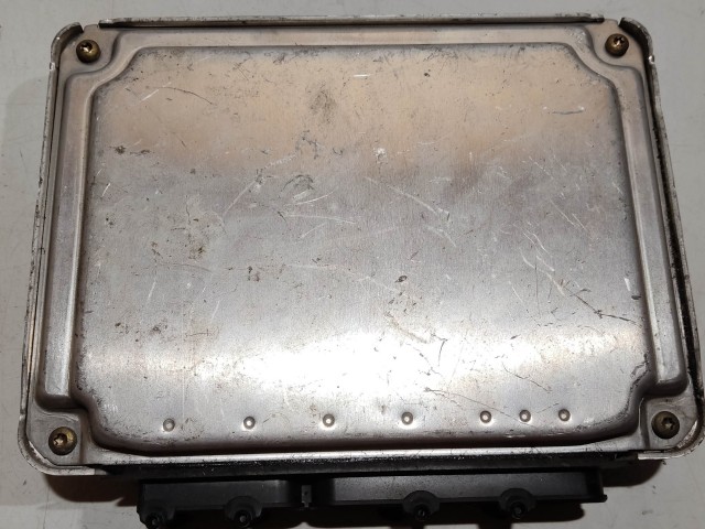 Volkswagen Polo 6N1 1,4 8v benzin motorvezérlő 0261207178 , 030906032CG