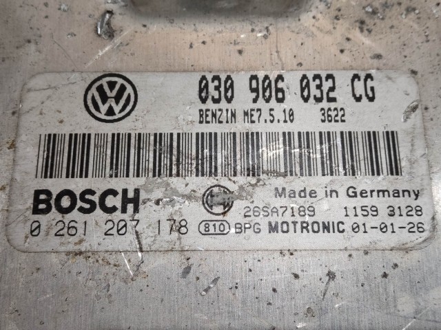Volkswagen Polo 6N1 1,4 8v benzin motorvezérlő 0261207178 , 030906032CG
