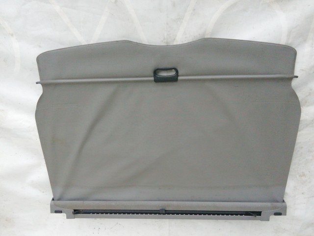 211130 BMW 5 E60 2003-2010 kalaptartó (csomagtér roló)