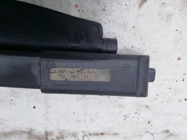211118 Mercedes Benz A-Class (W168) 1997-2004 kalaptartó (csomagtér roló) 1688600175
