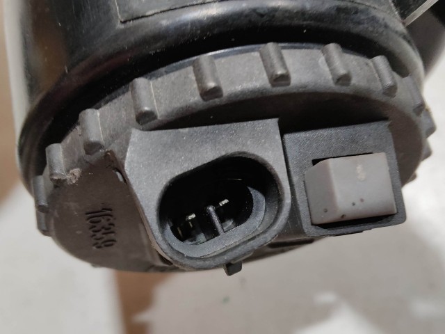 208867 Fiat Grande Punto 2005-2009 bal első ködlámpa, fekete belsős 51782369