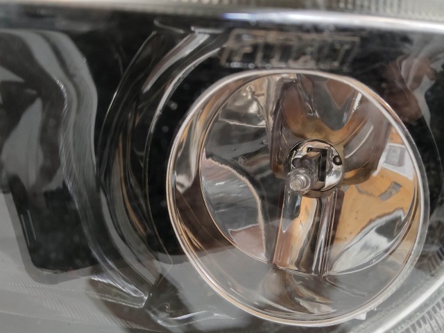 208867 Fiat Grande Punto 2005-2009 bal első ködlámpa, fekete belsős 51782369