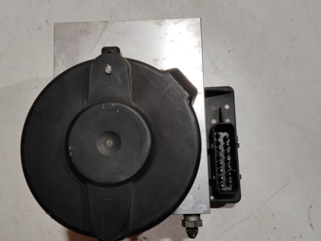 208891 Mercedes Benz C-class w202, CLK C208 Abs, a képen látható sérüléssel A0034310312, 10.0204-0163.4