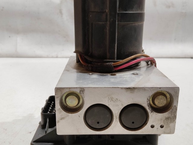 208891 Mercedes Benz C-class w202, CLK C208 Abs, a képen látható sérüléssel A0034310312, 10.0204-0163.4