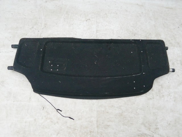 211198 Toyota Yaris Verso 1999-2005 kalaptartó, a képen látható sérüléssel