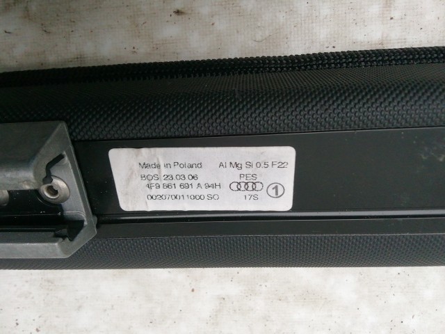 211197 Audi A6 (C6/4F) 2004-2008 térelválasztó roló, nem csomagtér roló!!!! 