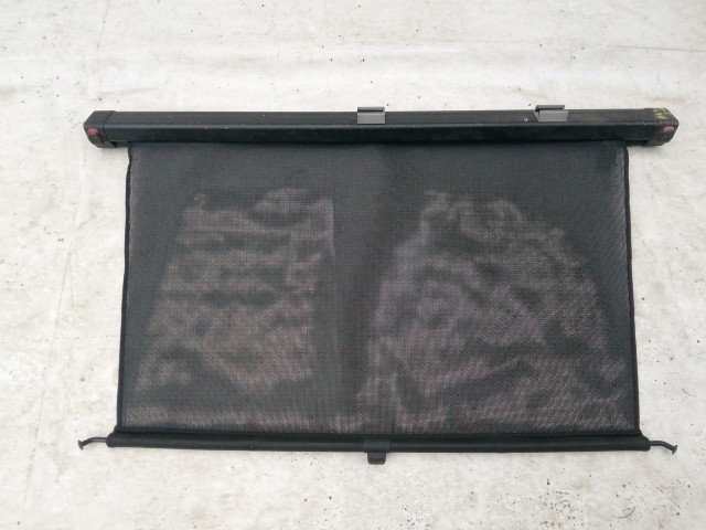 211193  Audi A4 B8 2008-2016 térelválasztó roló