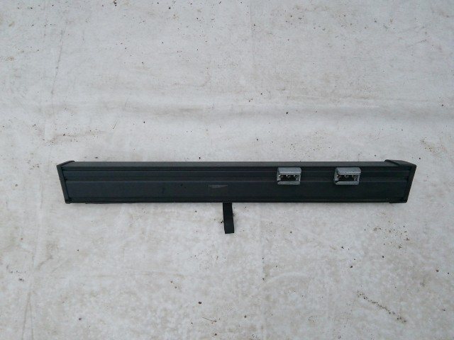 211183 Volvo V70 III. 2008-2016 térelválasztó roló