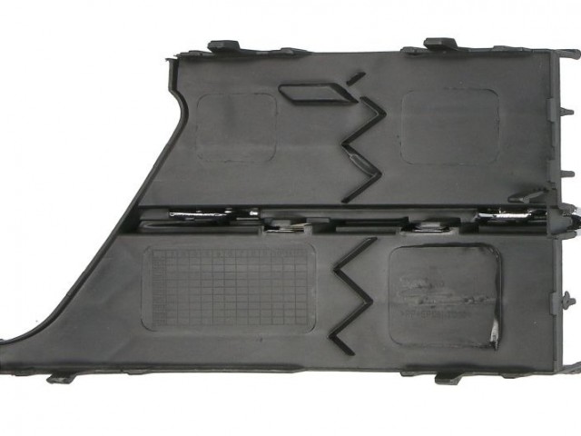 Skoda Superb II. utángyártott új, bal első díszrács krómléccel (ködlámpás)