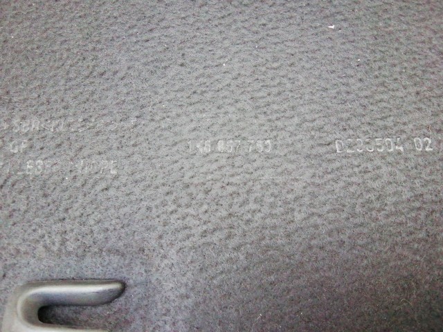 211162 Volkswagen Golf VI. 2008-2013 kalaptartó 1K6867769