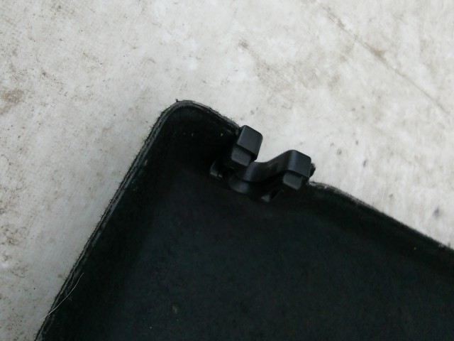 211160 Citroen C3 2010-2016 kalaptartó 96833304ZD