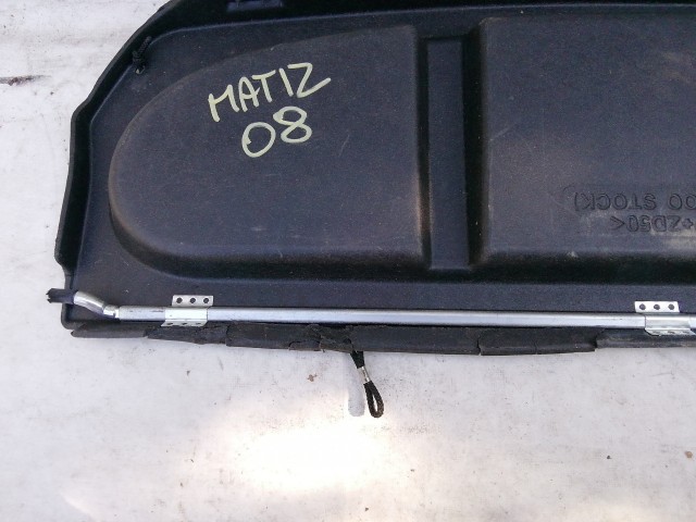 211214 Daewoo Matiz 1998-2007 kalaptartó, a képen látható sérüléssel