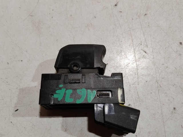 Fiat Sedici 2006-2014 ablakemelő kapcsoló  használt  jobb első