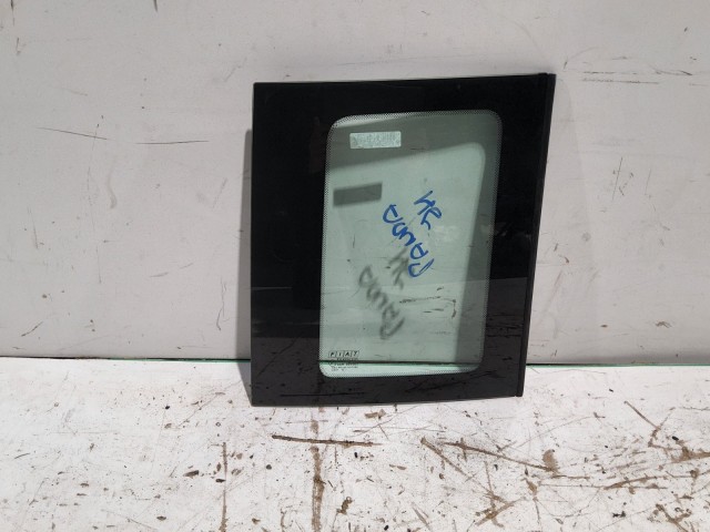 Fiat Panda 2003-2012 jobb hátsó fix üveg a karosszériában