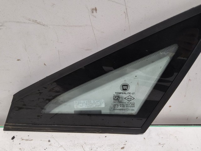 Fiat Linea 2007-2017 Üveg használt  zöld fix bal első
