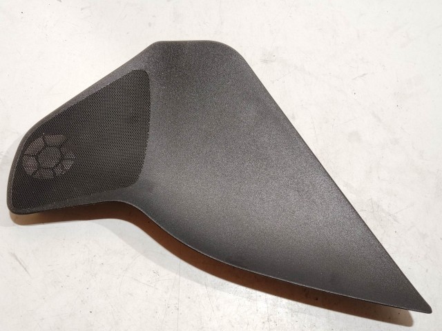 56650 Alfa Romeo Giulietta 2010-2020 bal első hangszóró rács 71769846