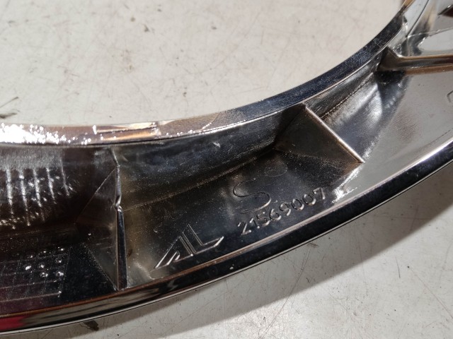 209062 Alfa Romeo MiTo 2008-2018 króm, bal hátsó lámpa keret a képen látható állapotban!!!