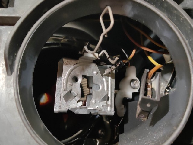 209092 Fiat Bravo 2007-2014 jobb első fényszóró, a képen látható állapotban