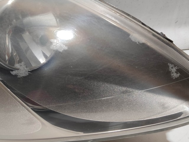 209092 Fiat Bravo 2007-2014 jobb első fényszóró, a képen látható állapotban