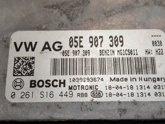 Volkswagen Golf VII, VIII., Skoda Karoq 1,5 benzin motorvezérlő 0261S16449